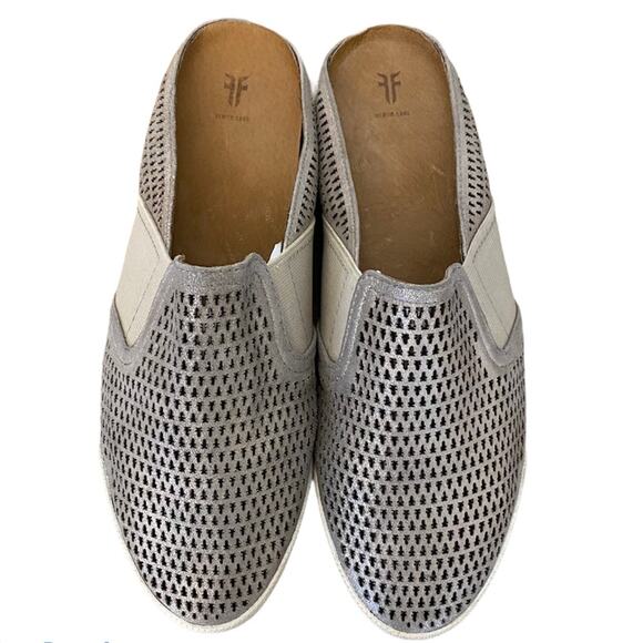 Frye Melanie Gore Perforated Mules Sz 7.5 Metallic Beige - Picture 2 of 7